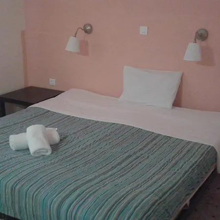 Ephi Hotel 2*